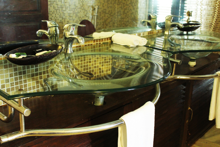 Bathroom 5, Al Johari Hotel & Spa, Mjini