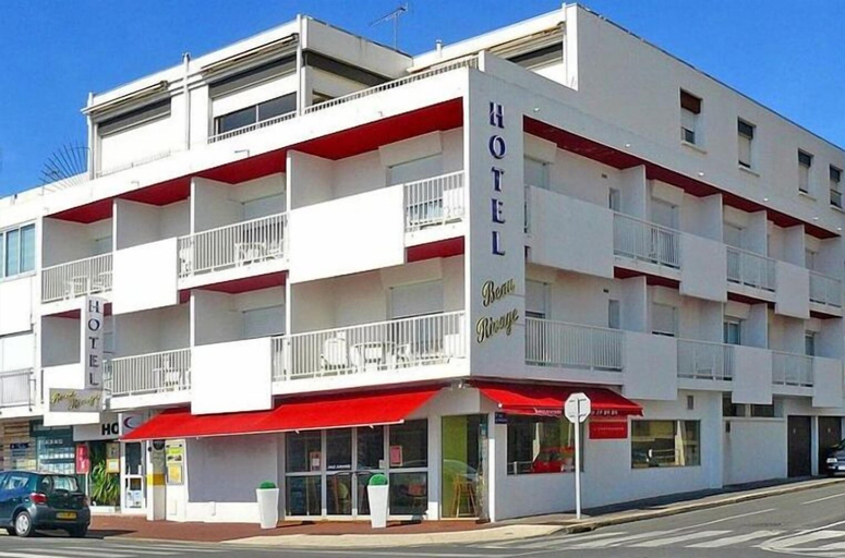 Exterior & Views 2, Appart Hotel Beau Rivage, Charente-Maritime