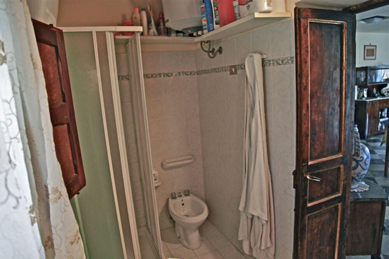 Bathroom 5, B&B La Ginestra, Agrigento