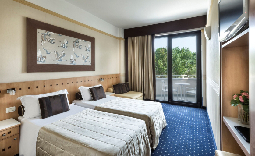 Bedroom 4, Hotel Sporting, Rimini
