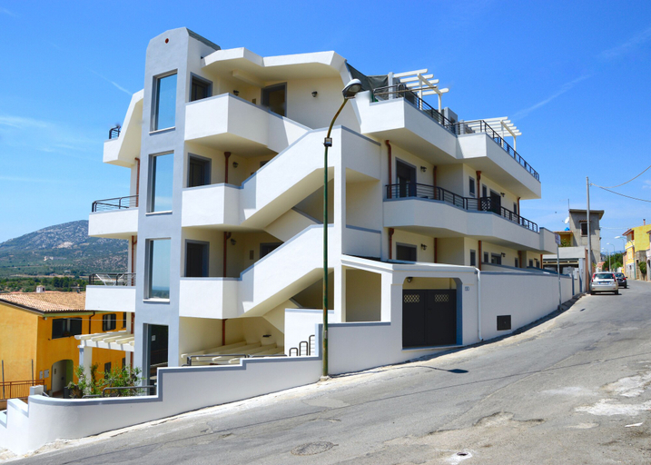 Exterior & Views 2, Hotel Gli Ulivi, Nuoro
