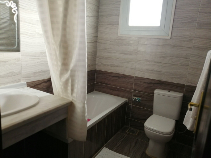 Bathroom, Nile Jewel Suites, Luxor