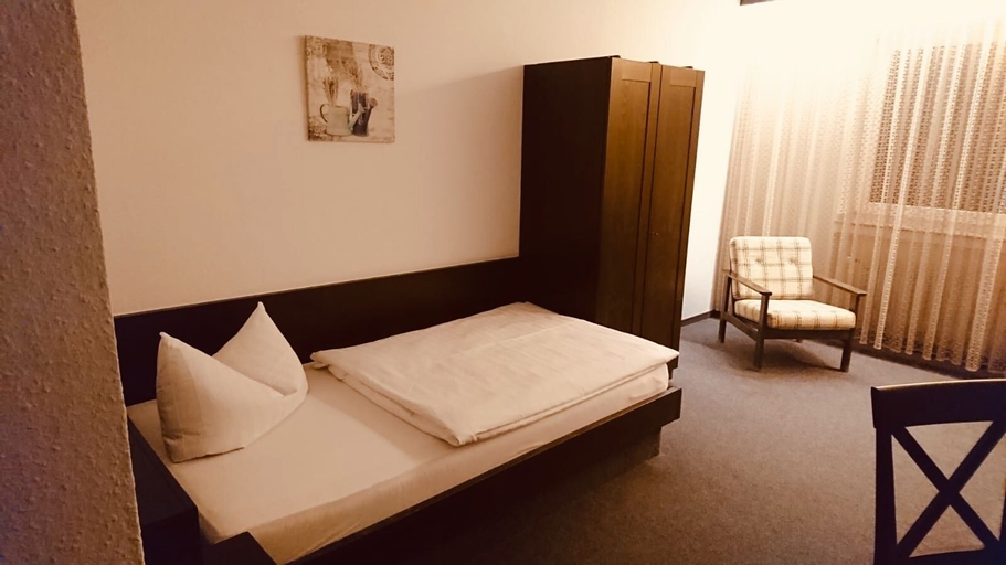 Bedroom 2, H&S Hotel Wildpferd, Coesfeld