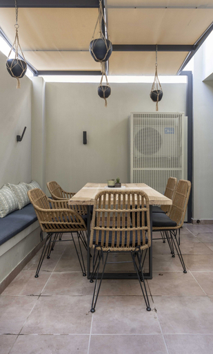 Others 5, Champions Apt in N. Kosmos neighbourhood, Attica