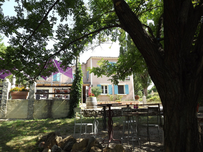 Exterior & Views, Auberge De La Vallée, Hérault