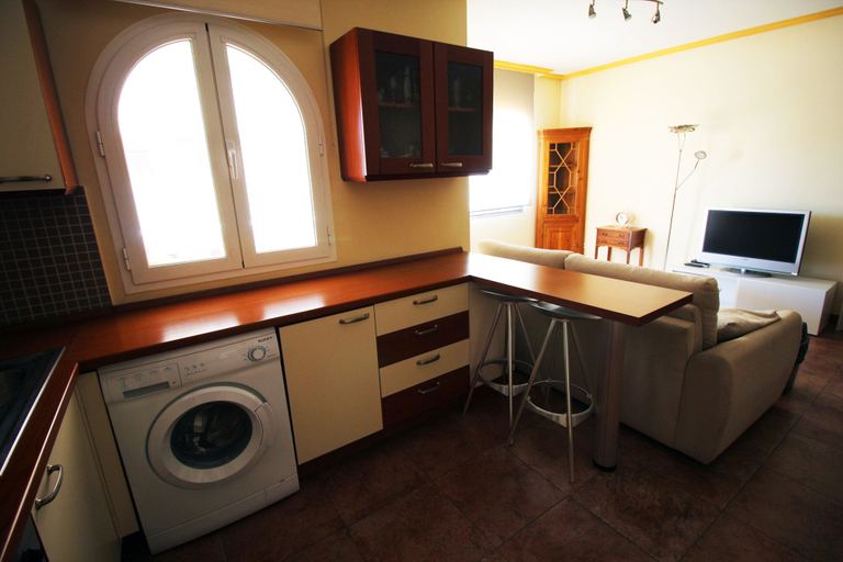 Others 3, Vivaldi - Apartamento para 6 personas, Almería