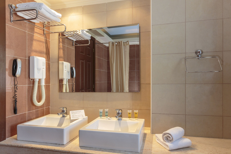 Bathroom, Costa Lindia Beach, South Aegean