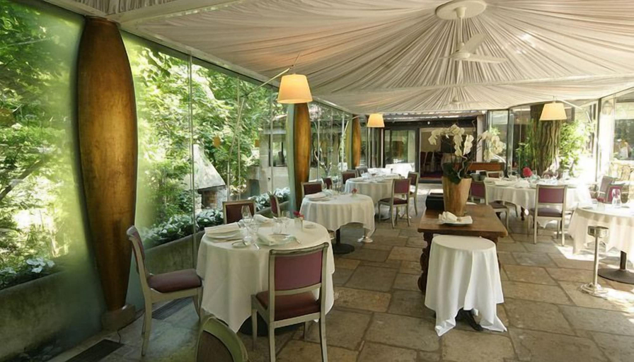Food & Drinks 5, Moulin De Mougins, Alpes-Maritimes