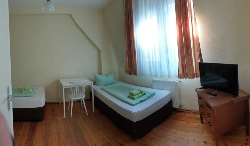 Bedroom 4, Gästehaus zu Herrenwiesen, Heidelberg