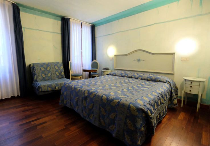 Bedroom 2, Hotel ai do Mori, Venezia