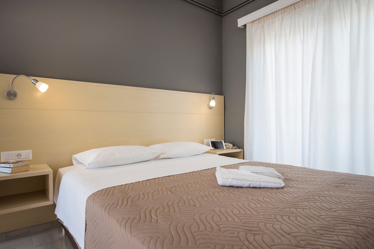 Bedroom 3, Esplanade Apartments, Crete