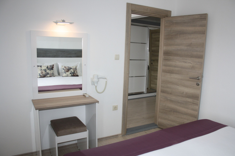 Bedroom 5, Parla Apart Otel, Çeşme
