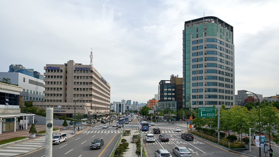 Others 4, Travel House, Yongsan