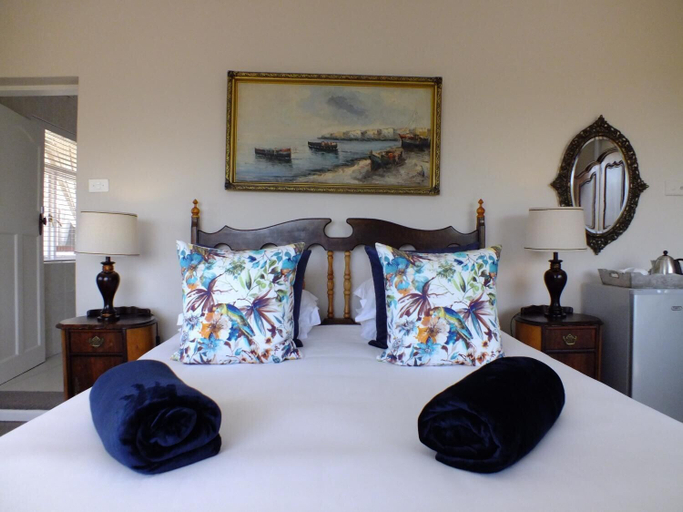 Bedroom 2, Villa Zeezicht, City of Cape Town