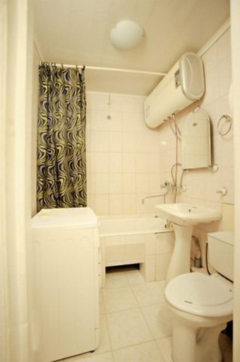 Bathroom, Apartment on Nerchinskaya St. 2, Vladivostok gorsovet