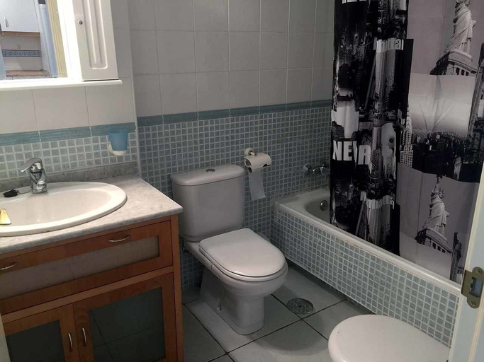 Bathroom, Apartamento Jardines E1-0C, Almería