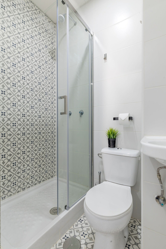 Bathroom 4, AYZ Silvela - Auto check-in property, Málaga