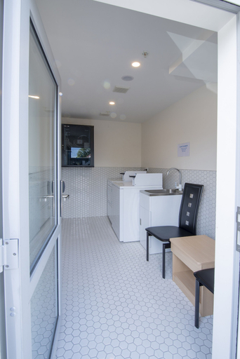 Others 4, V Motel, Christchurch