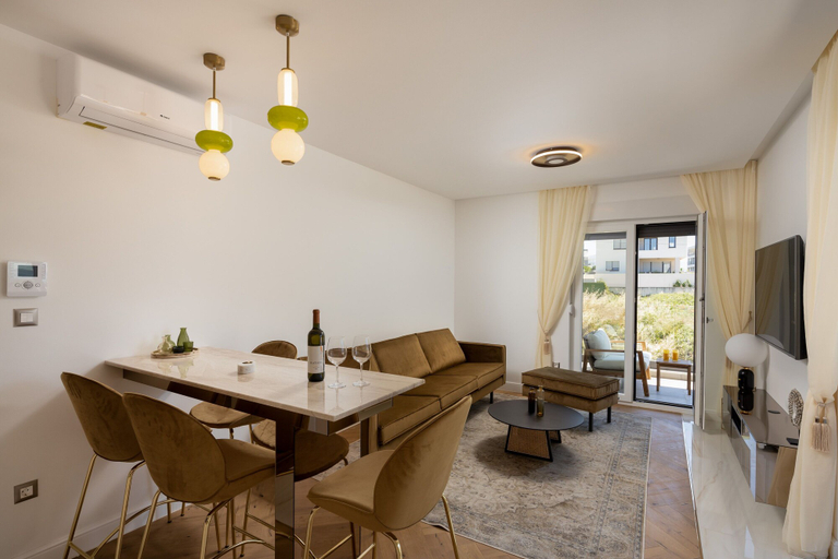 Others 5, Sun Spalato Amfora, Split