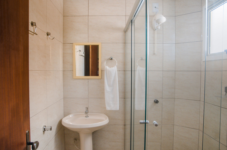 Bathroom 4, Marechal Plaza Hotel, São Gabriel