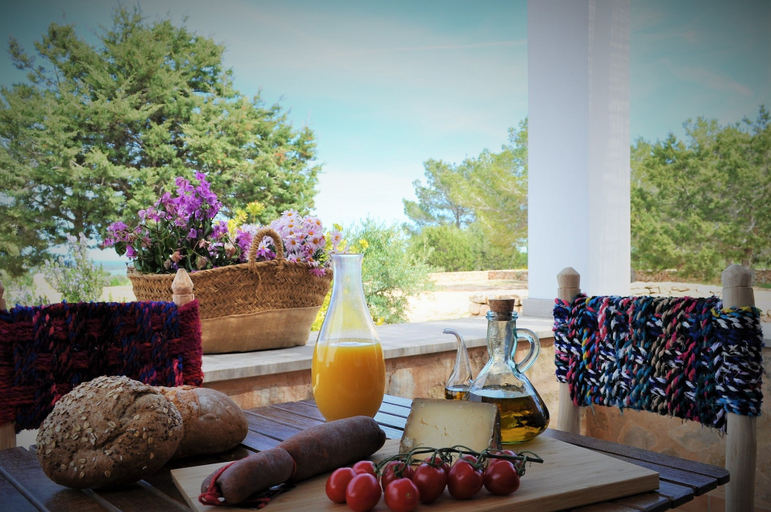 Food & Drinks 5, Siamo Valentina, Baleares