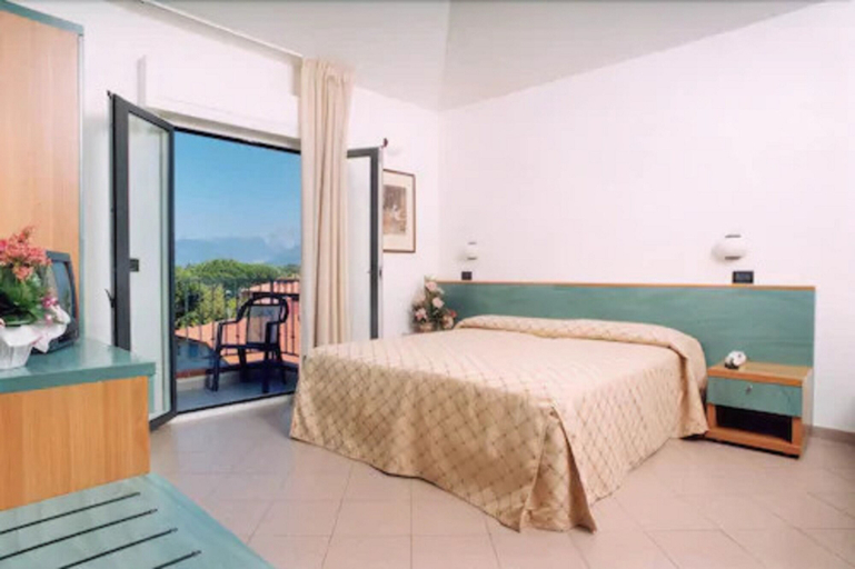 Bedroom 3, Hotel Fortunella, Lucca