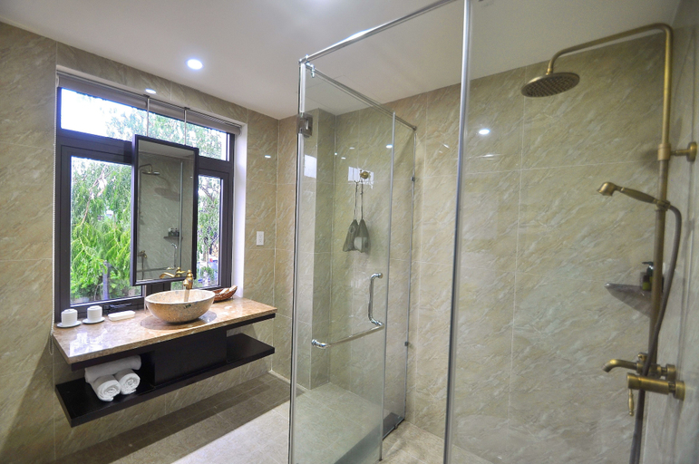Bathroom 3, The Quin Riverside Villa, Da Nang