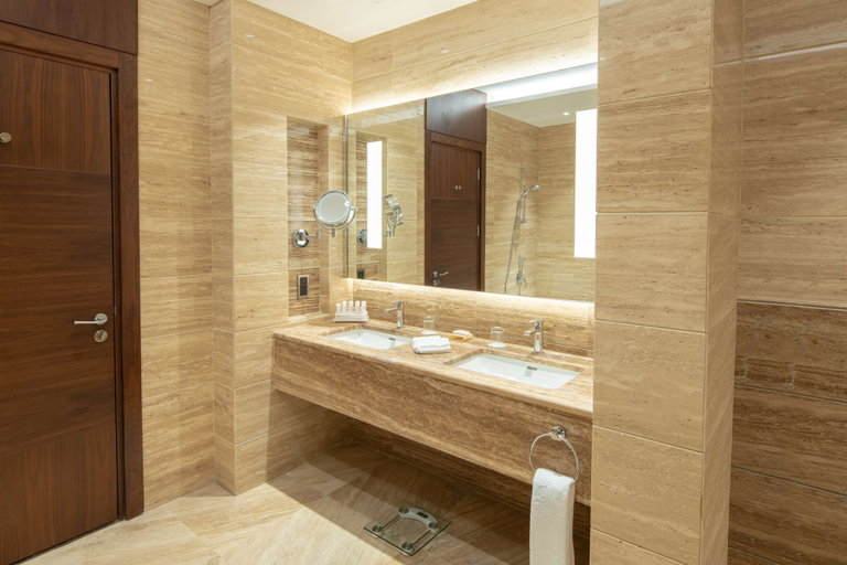 Bathroom 5, Radisson Blu Hotel, Jeddah Al Salam, Jeddah