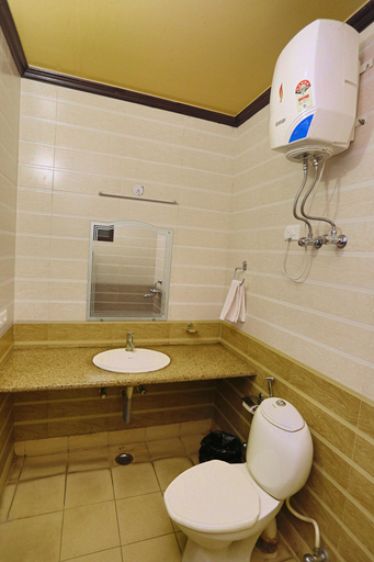Bathroom 4, Kasang Regency Hill Resort, Garhwal