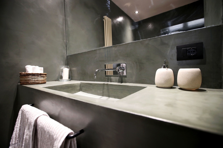 Bathroom 5, Casa Nostra Boutique Hotel, Palermo