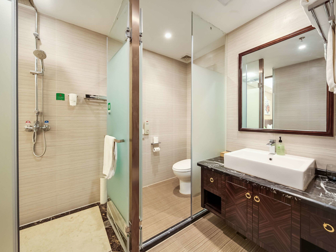 Bathroom 4, ibis Styles Nanjing Qilin Gate Hotel, Nanjing