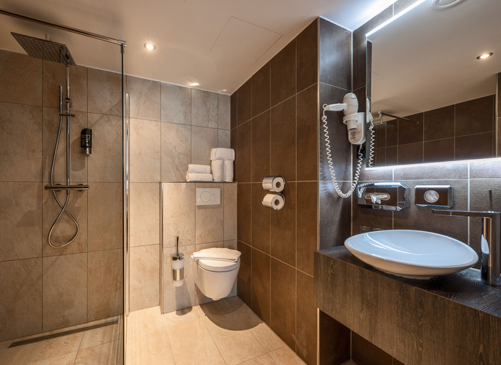 Bathroom 5, The Alfred Hotel, Amsterdam