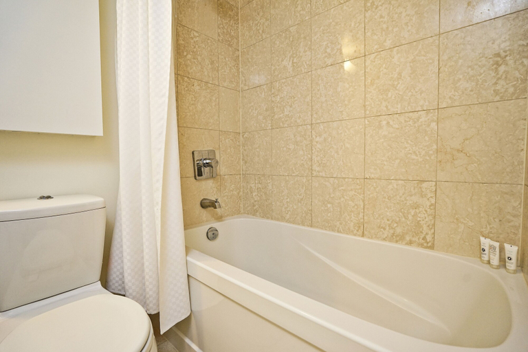 Bathroom 4, The York Boutique Suites, Toronto