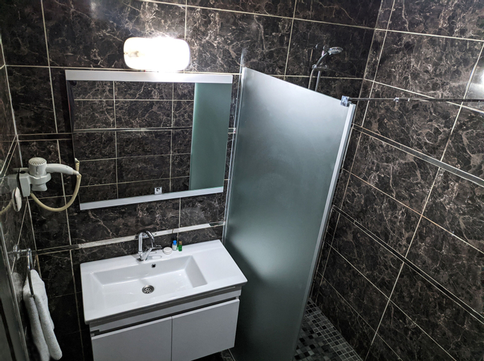 Bedroom 5, Grand Cinar Hotel, Merkez