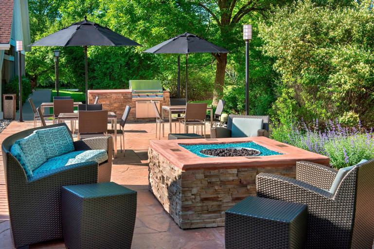 Food & Drinks 5, Residence Inn by Marriott Philadelphia Valley Forge, Chester