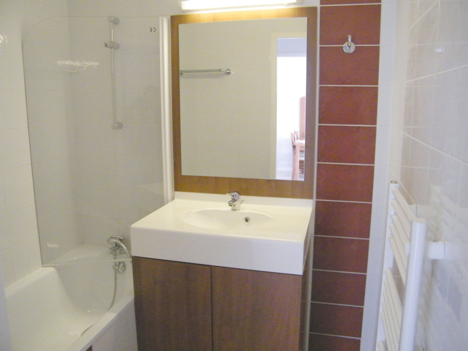 Bathroom 3, Résidence Tourmalet, Hautes-Pyrénées