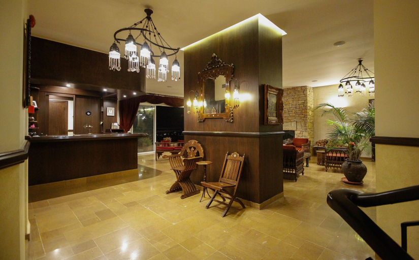 Food & Drinks 4, Quartier Suisse Hotel, El Metn