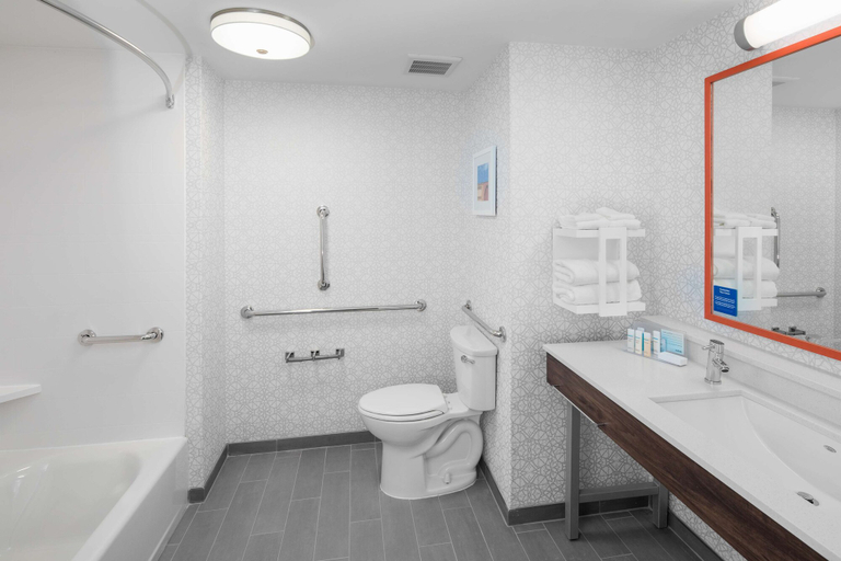 Bathroom 5, Hampton Inn by Hilton Smithfield Selma, Johnston