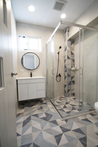 Bathroom 3, Macchiato, Tainan