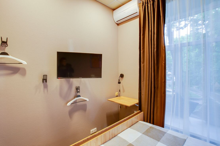 Bathroom 2, Axel Hostel, Central