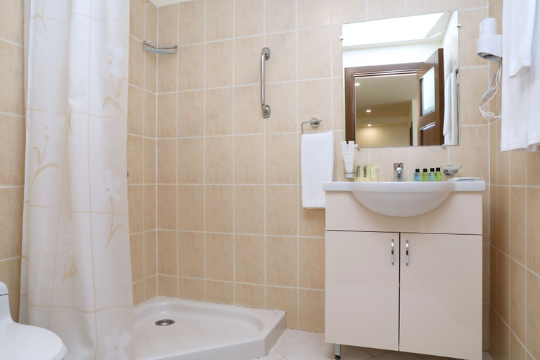 Bathroom 4, Park Resort Aghveran