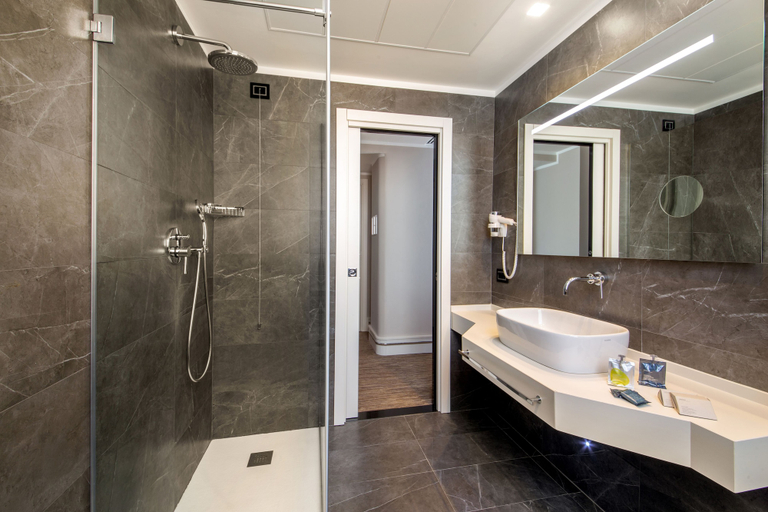 Bathroom 5, Gioberti Art Hotel, Rome