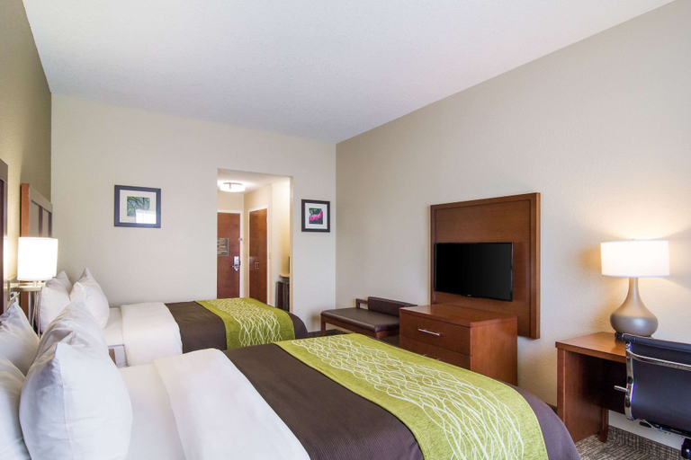 Bedroom 3, Comfort Inn Blackshear Hwy 84, Pierce