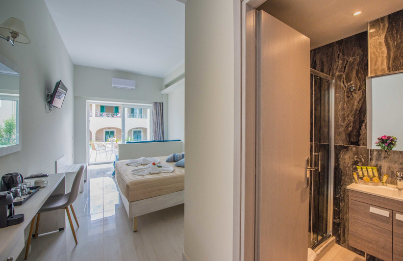 Bedroom 3, Amour Holiday Resort, Ionian Islands