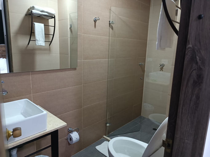 Bathroom 3, HOTEL AMERICAN VISA CORPORATE, Santafé de Bogotá