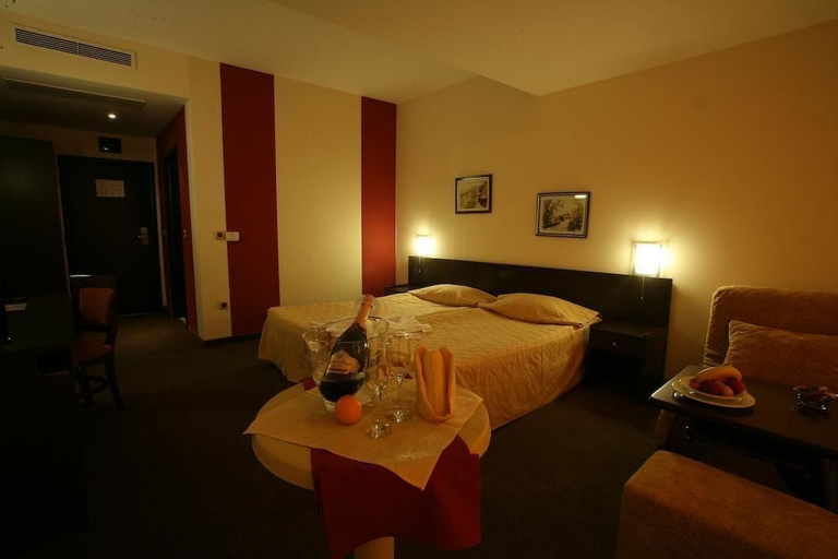 Bedroom 3, Hotel Flamingo, Nesebar