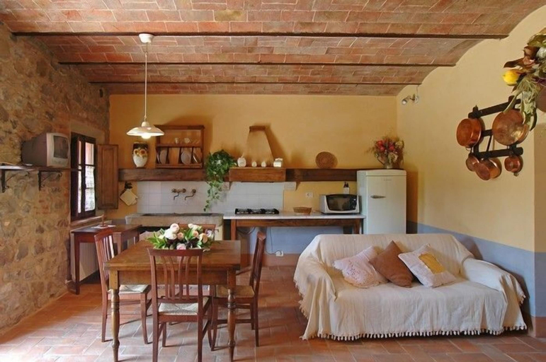 Others 5, Villa Castiglione, Siena