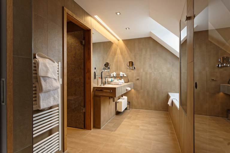 Bathroom 5, Hotel zur Malzmühle, Köln