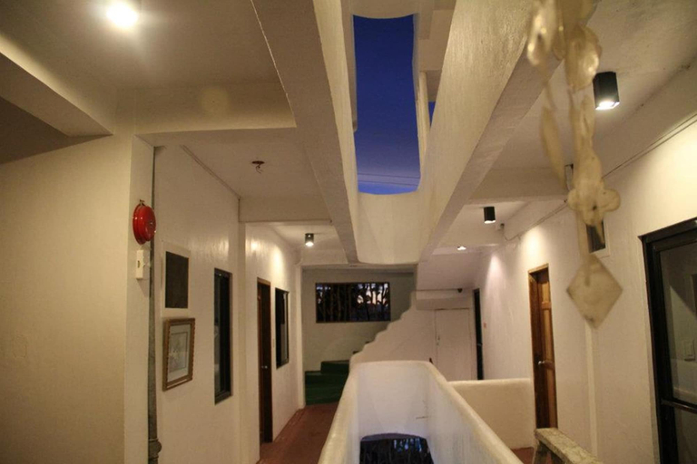 Others 3, GMG Hotel, Coron