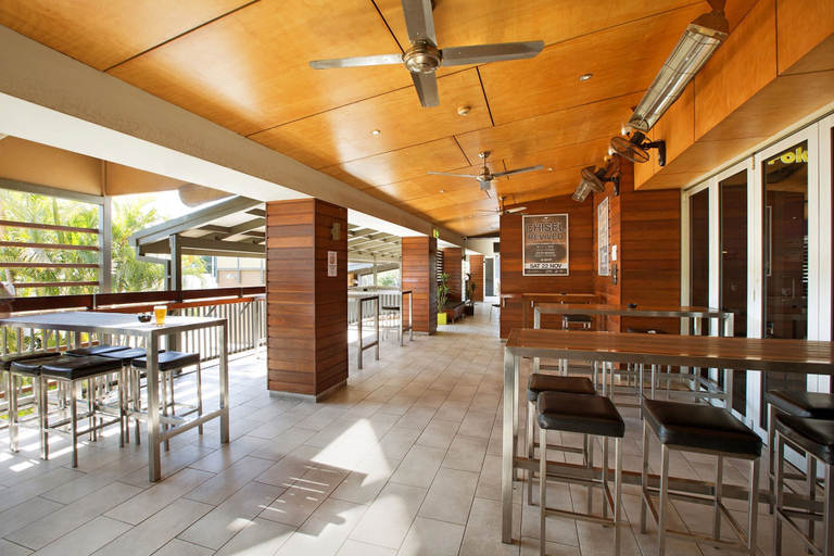 Food & Drinks 5, Nightcap at Hinterland Hotel, Gold Coast